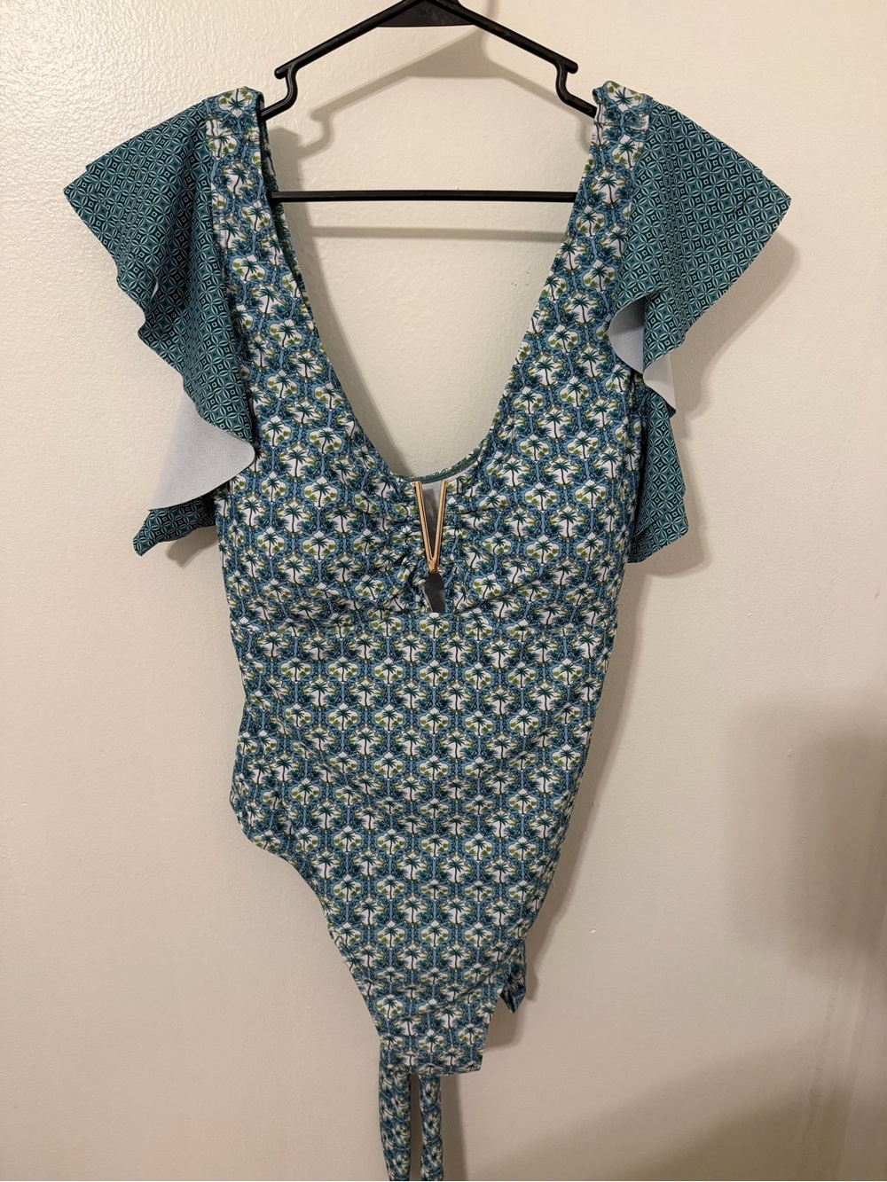 Chic Soul Teal Floral Ruffle One-Piece Swimsuit with Gold Accent